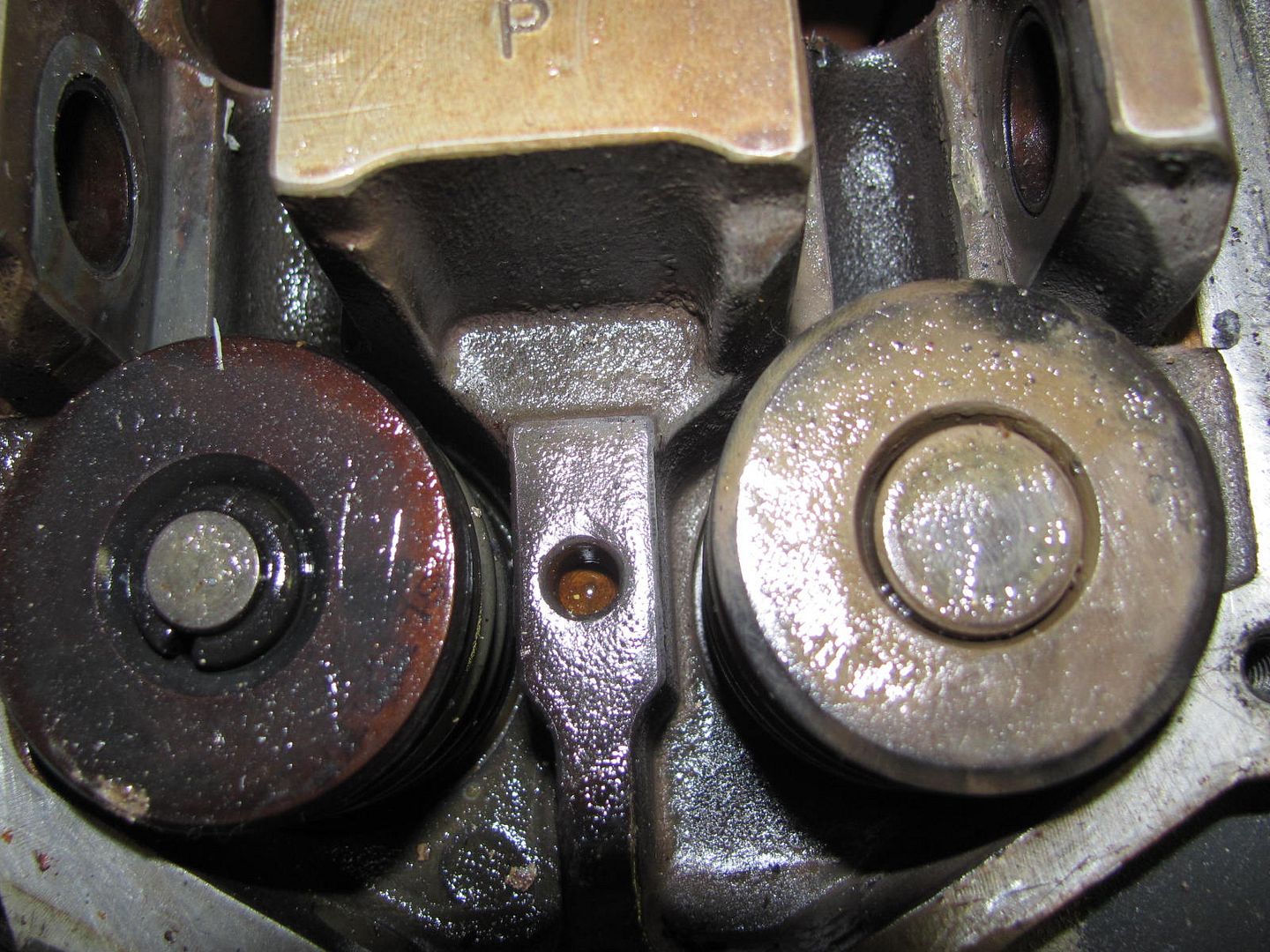 SB388C Valve Guide Inspection Photo by airmaster1 Photobucket